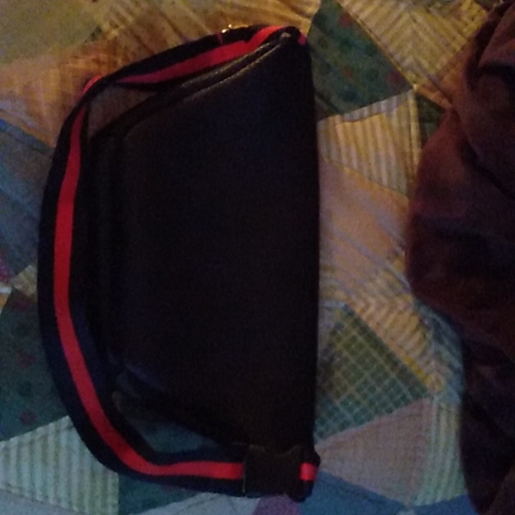 Gucci fanny pack - Picture 2 of 3